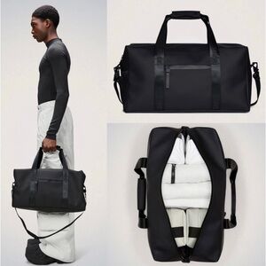 RAINS Black Trail Gym Bag W3 14380